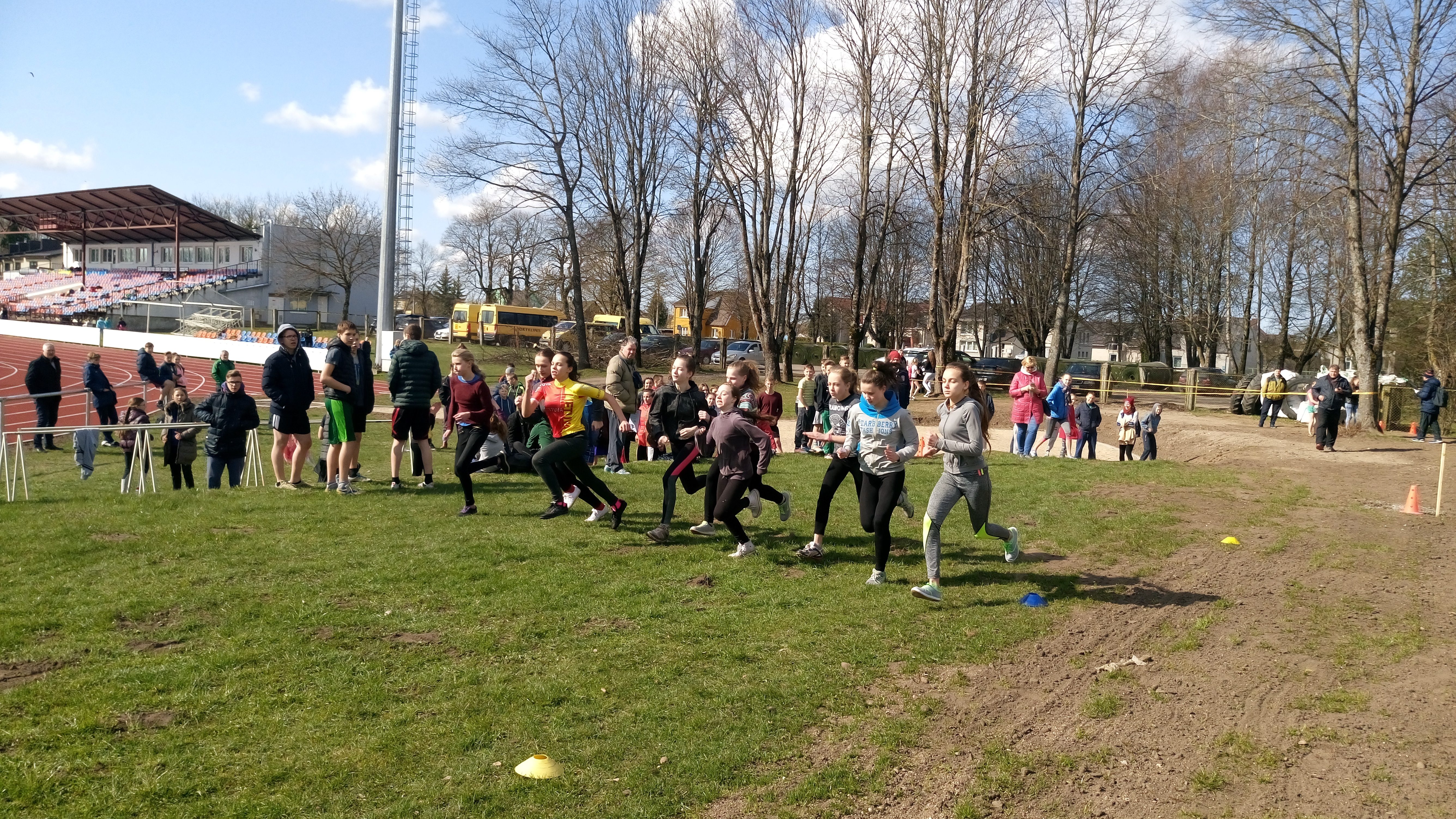Sportininkai varžėsi pavasario krose