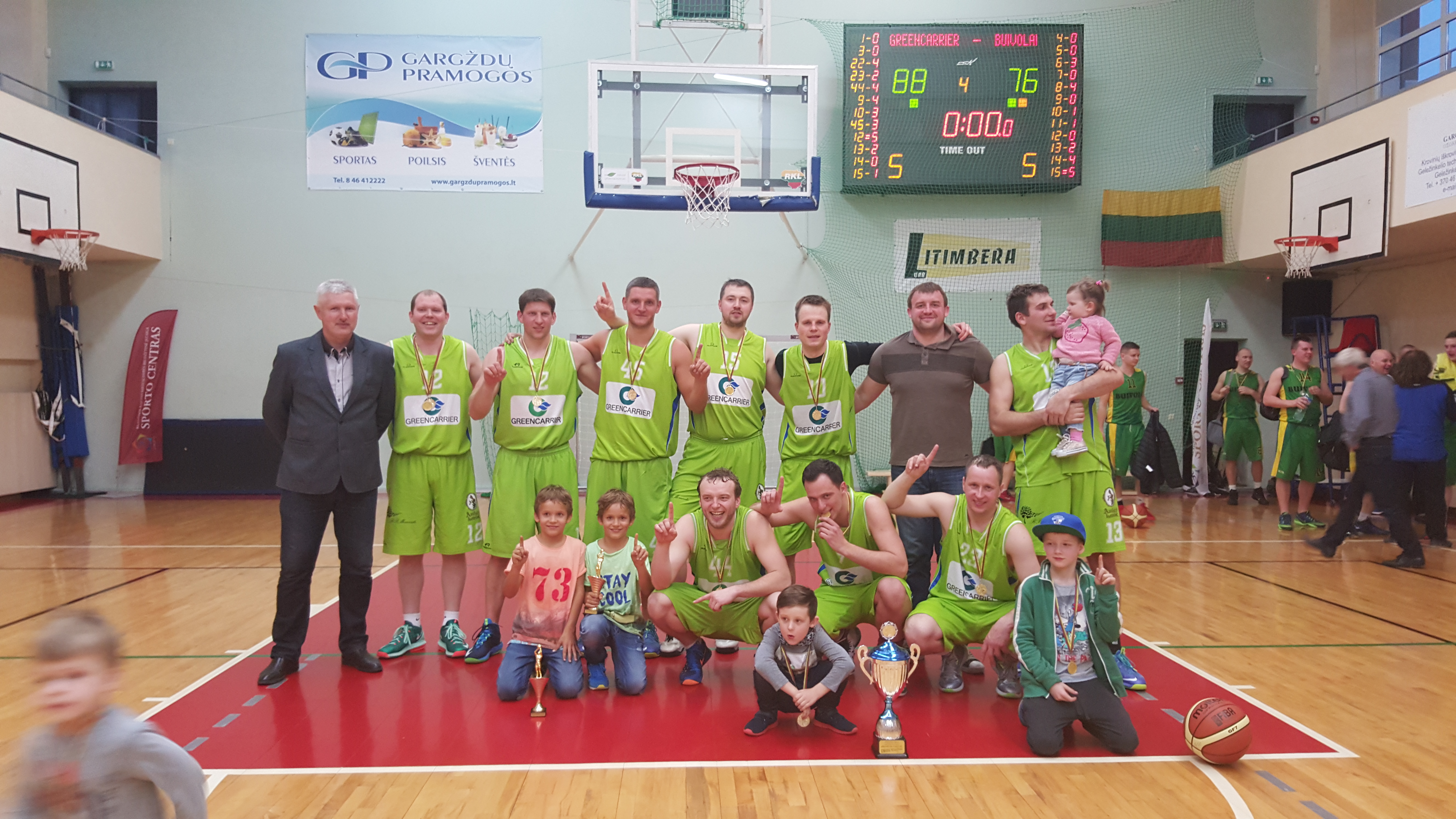 „Greencarrier“ krepšininkai – 2016 m. Klaipėdos rajono aukščiausios lygos čempionai