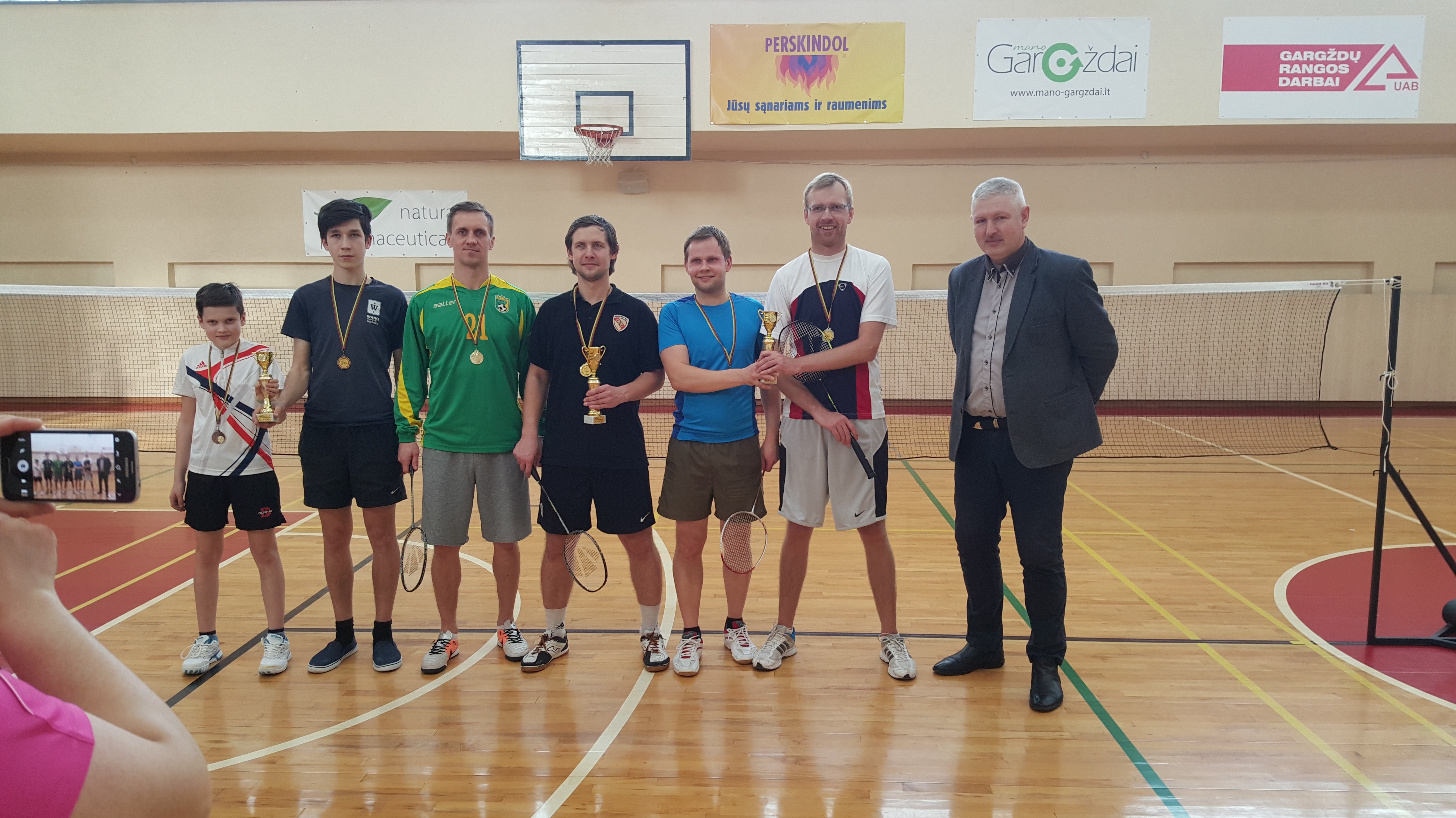 Badmintono dvejetų turnyre – atkaklios kovos