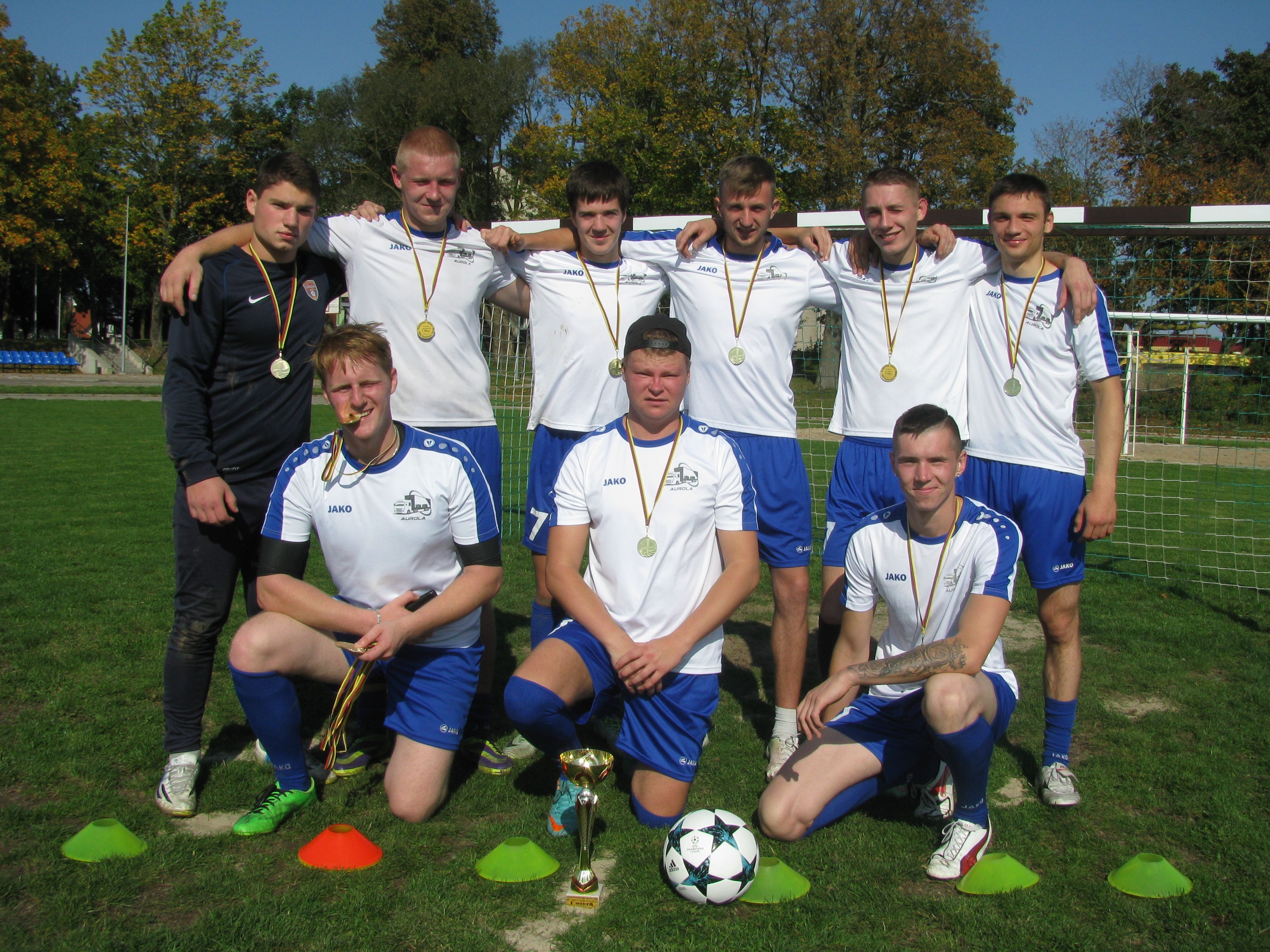 Naujieji pirmenybių čempionai – Jonušų futbolininkai