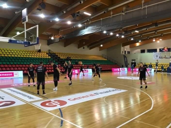 „Gargždų SC“ krepšininkai nugalėjo Palangos „Kuršius“, bet pralaimėjo Vilniaus „Perlui“
