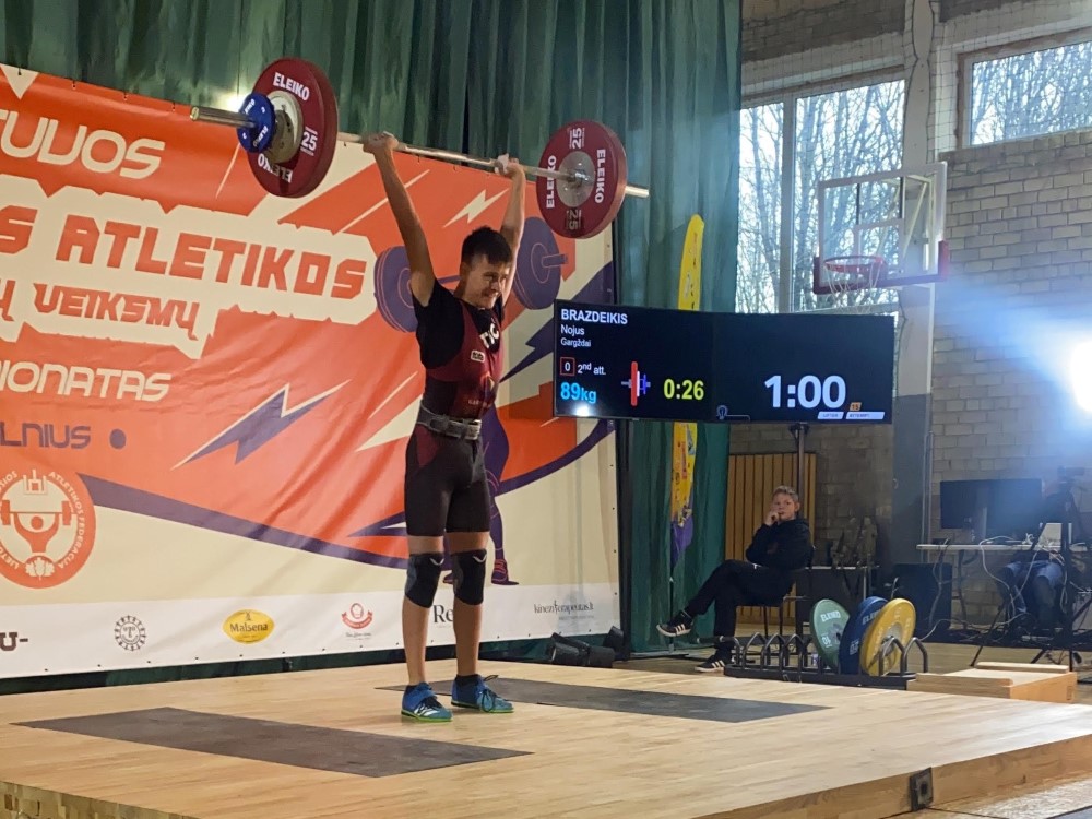 Lietuvos suaugusių sunkiosios atletikos čempionate – puikus gargždiškių pasirodymas